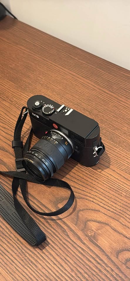 Leica M9 With Lense