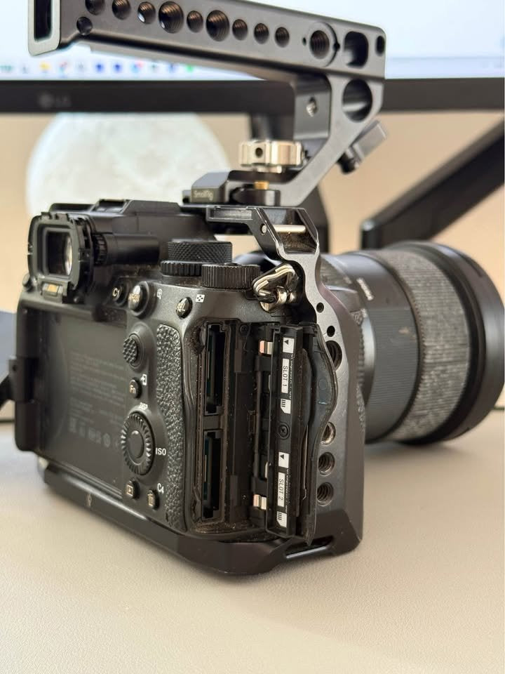 Sony A7S III + SmallRig Cage + Battery – Excellent Condition