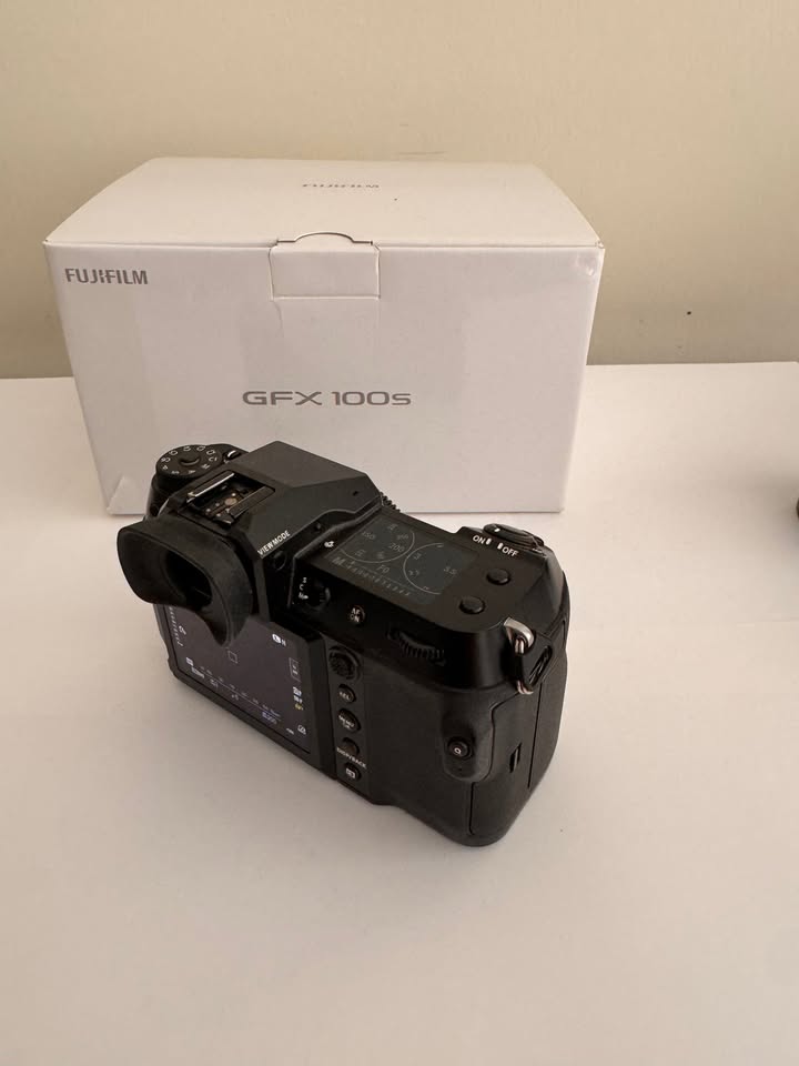 Fuji GFX 100S - Low Shutter Count 264