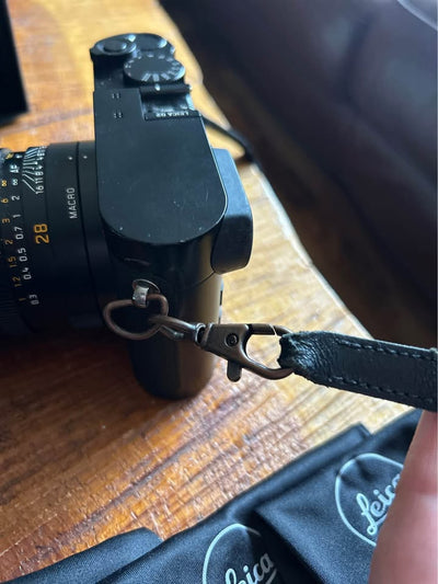 Leica Q2 Full-Frame Digital Camera + 2 Batteries