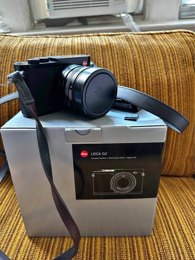 Leica Q2 Full-Frame Compact Camera + Accessories