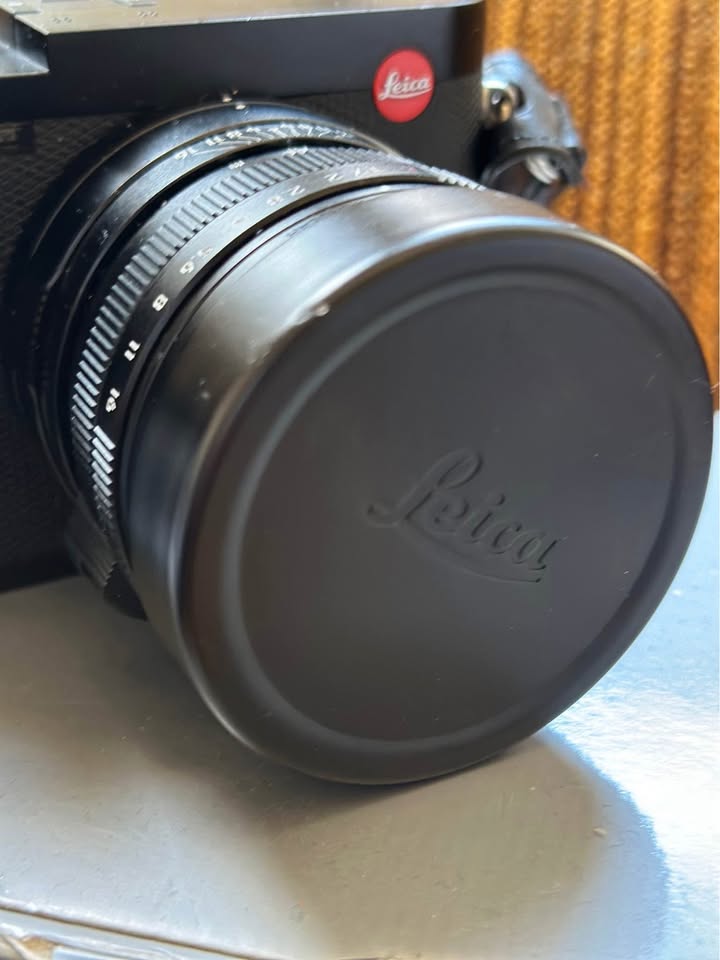 Leica Q2 Full-Frame Compact Camera + Accessories