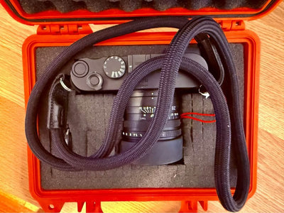 Leica Q2 Monochrom – Full Box, Accessories Included