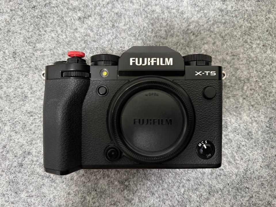 Fujifilm X-T5 with 16-80mm f/4 Lens Kit