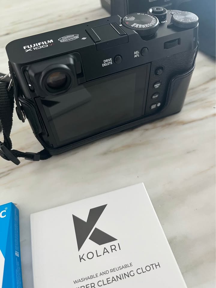 Fujifilm X100VI (Black)