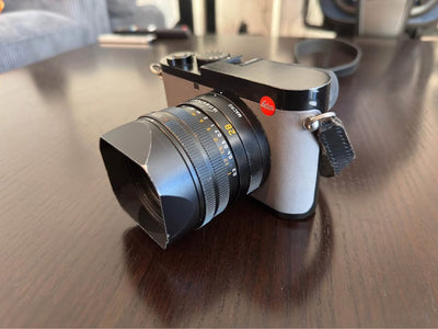 Leica Q2 Full-Frame Compact Camera + Leather Accessories