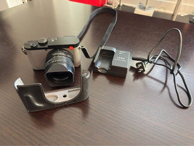 Leica Q2 Full-Frame Compact Camera + Leather Accessories