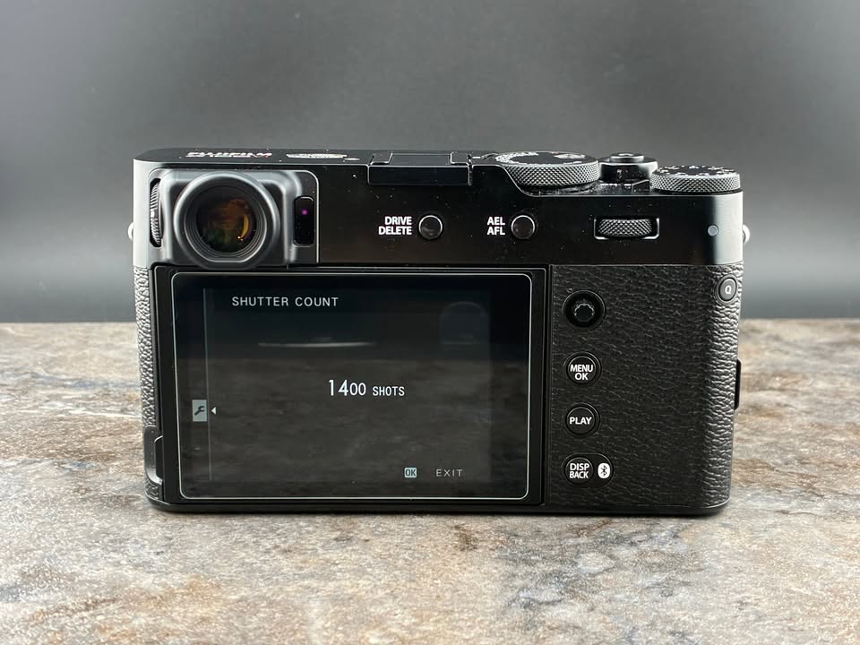 Fujifilm X100VI – Black 40MP IBIS Digital Camera
