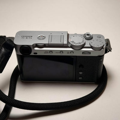 Fujifilm X-E5 – Like New