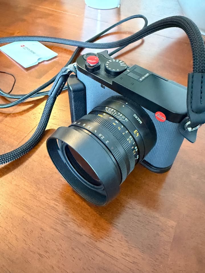 Leica Q3 43 + Extra